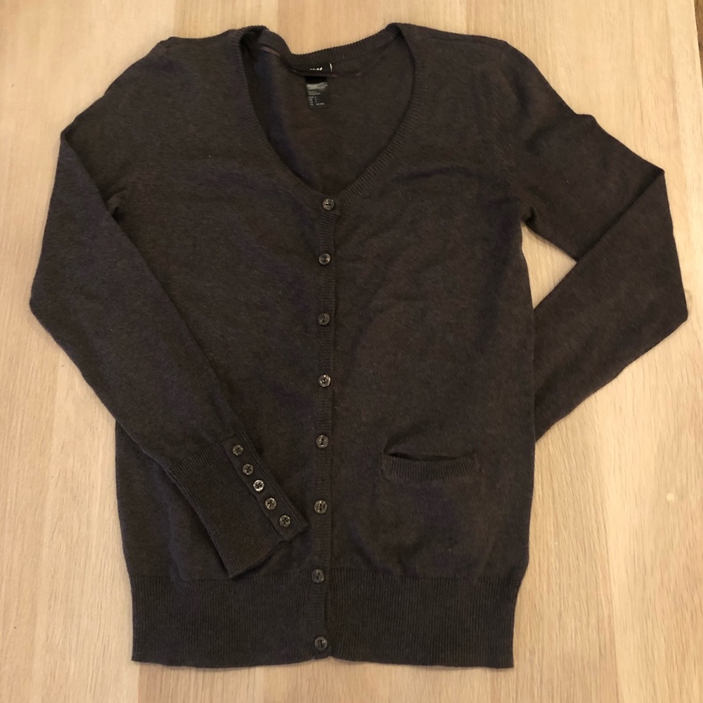 H&M brown simple button up cardigan